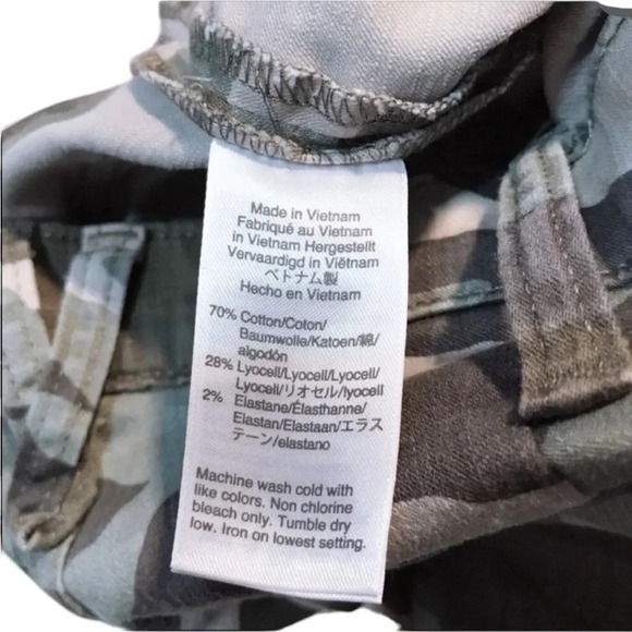 Camouflage Women's Pants - Picture 9 of 9